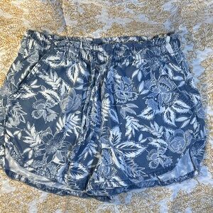 American Eagle Outfitters Blue Floral Women's Athletic Shorts